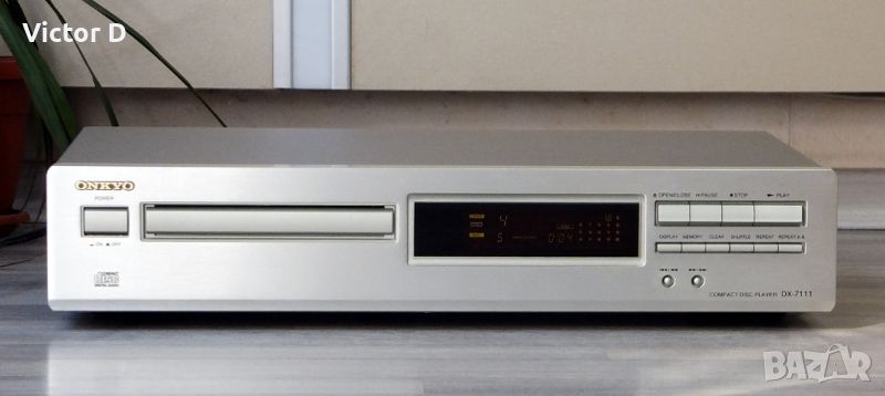 ONKYO DX-7111 - CD-Player , снимка 1