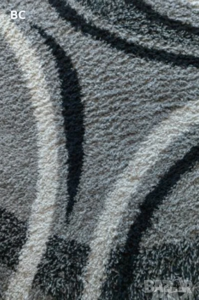 Два килима в черно и бяло, снимка 1