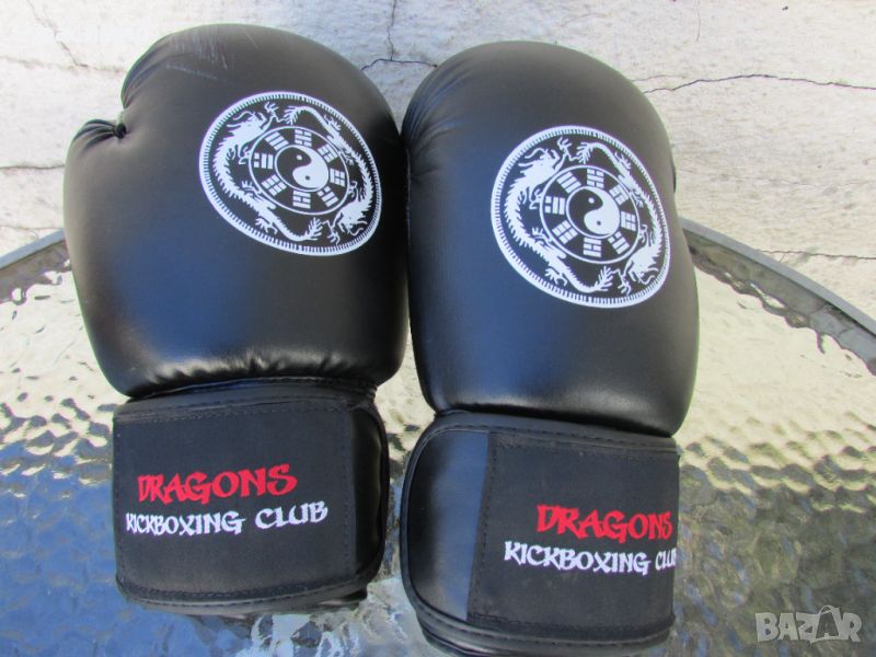 Боксови ръкавици Dragons Kickboxing Club, снимка 1