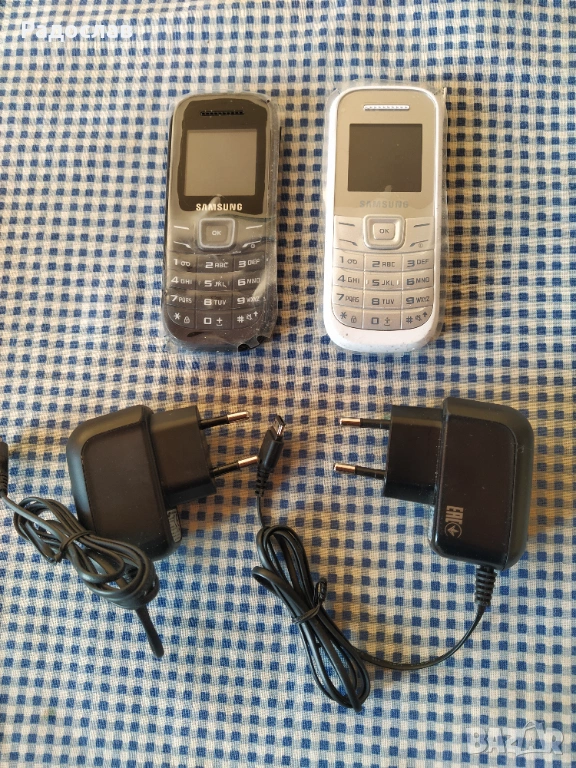 SAMSUNG  нови телефони с копчета , снимка 1