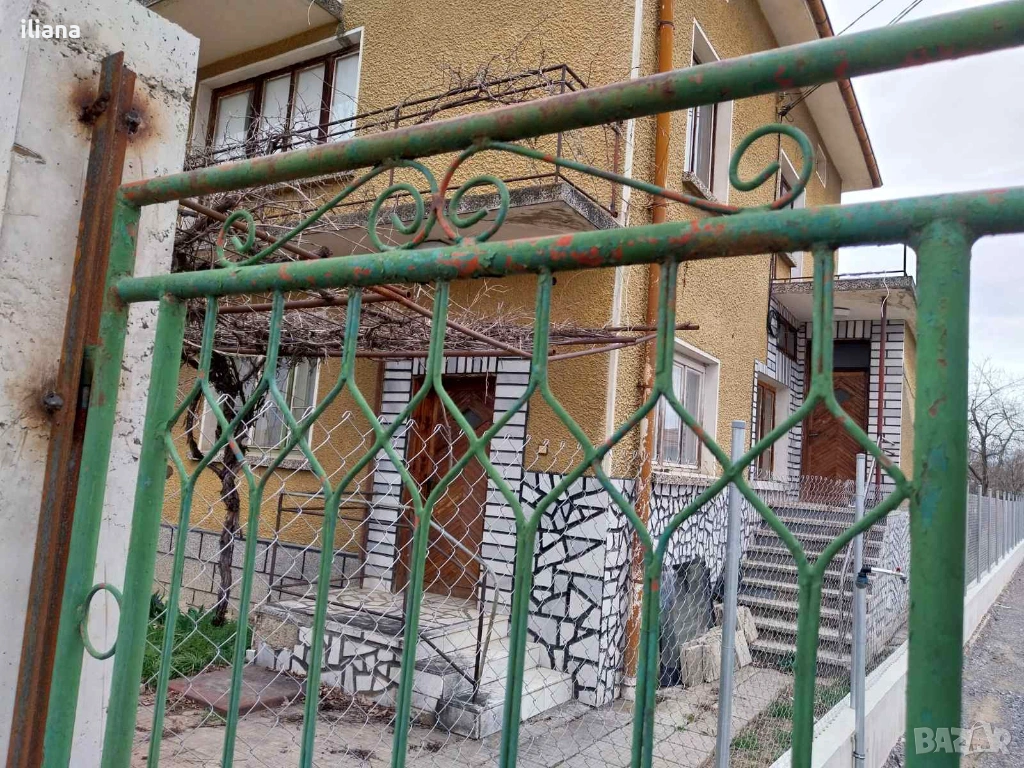 Продавам етаж от къща в село Петково, снимка 1