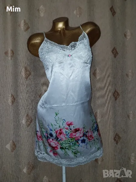 Mia-amore S/M  Сатенена бяла нощница на големи рози, снимка 1