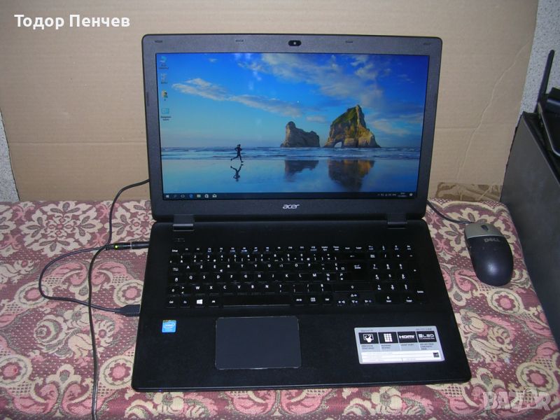 Acer Aspire ES1-711 - 17 инча на части, снимка 1