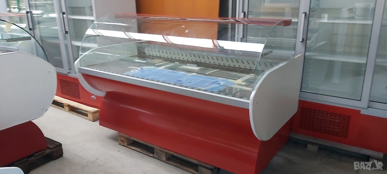 продавам хладилна витрина, снимка 1