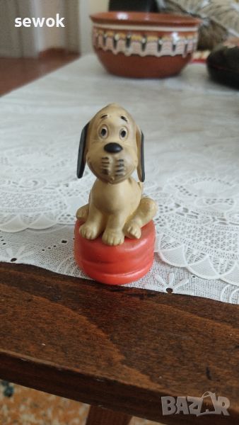 Goebel Loriot Wum Dog Figurine  Plastic vintage, снимка 1