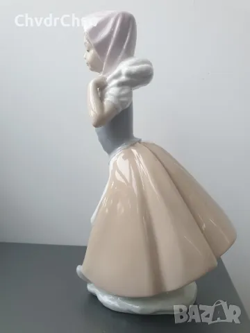 НАО ЛАДРО испанска порцеланова фигура на момиче с агне/NAO Lladro статуетка 25см, снимка 2 - Колекции - 47095894