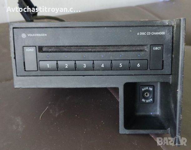 6cd changer - aux in VW Touran - 1T0 035 110 B, снимка 1 - Аксесоари и консумативи - 46452466