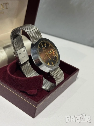 Часовник Ориент Orient, снимка 4 - Антикварни и старинни предмети - 53190915