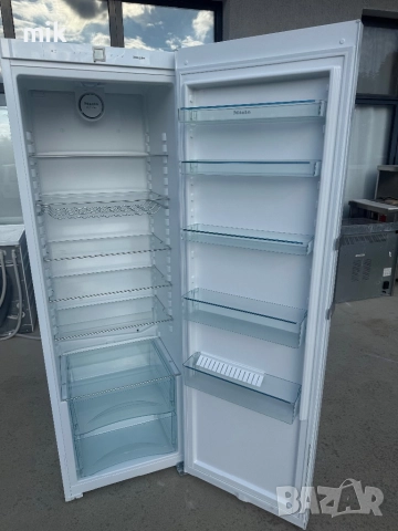 Перфектен Хладилник Миеле 185 см , снимка 2 - Хладилници - 52076979
