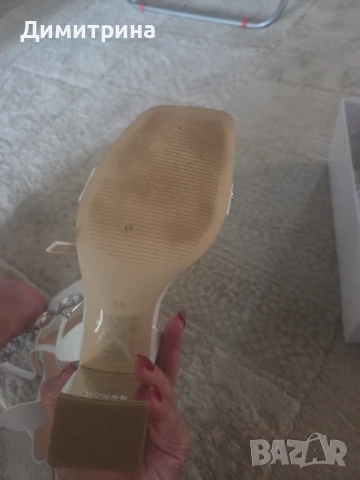 Обувки Guess, снимка 3 - Сандали - 50839553