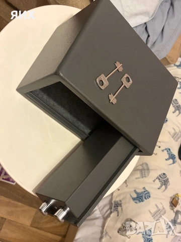 Метална каса 