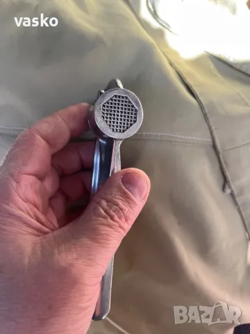 СССР преса за чесън, снимка 3 - Прибори за хранене, готвене и сервиране - 49868285