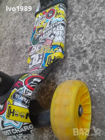 Продавам детска тротинетка, снимка 2 - Детски велосипеди, триколки и коли - 51355090