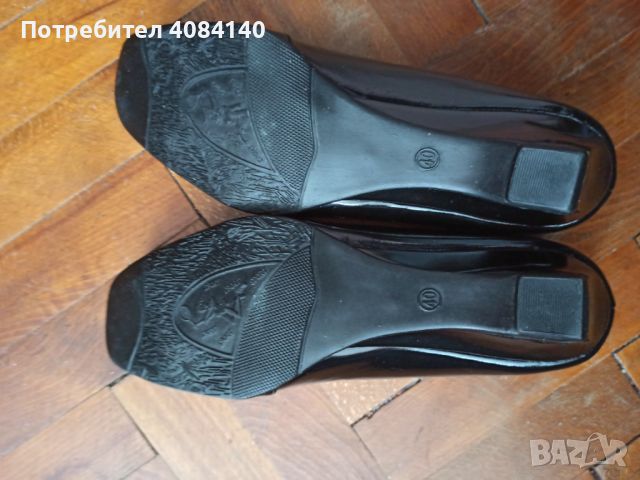 Дамски обувки, снимка 1 - Дамски обувки на ток - 45778211