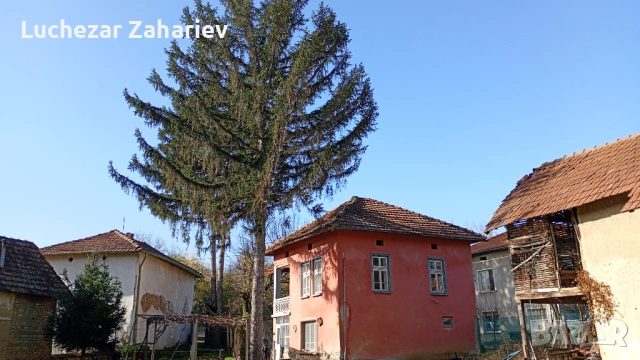 Къща в предбалкана село Ласкар