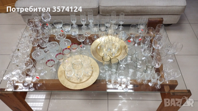 Холна маса с дървени крака и стъкло, снимка 2 - Маси - 52408986