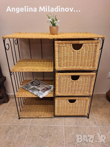 Етажерки и масичка от ратан