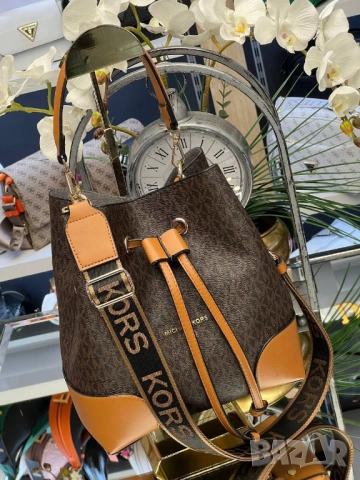 чанти michael kors, снимка 10 - Чанти - 51440988