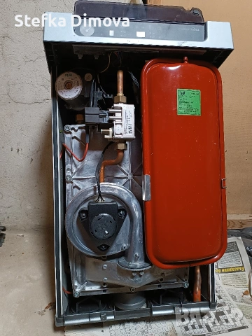 Газов котел "Теси", стенен, кондензен, двуконтурен, модел HR 24/18.