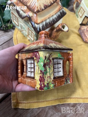 Страхотните английски къщички♥️  Чайник-23/ 15 см с чучур и дръжка Кафява захарница-10.5/8.5 см Жълт, снимка 8 - Други - 53253297