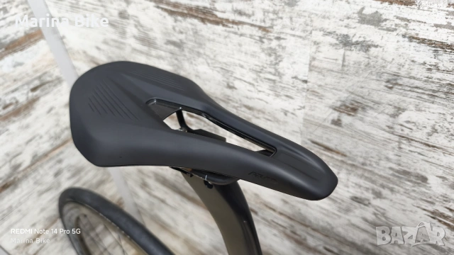 Карбонов шосеен велосипед Pinarello Prince TiCR Disc 105 Di2 Fulcrum Wind| 51.5, снимка 7 - Велосипеди - 53167336