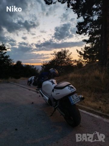 Suzuki srad 750, снимка 4 - Мотоциклети и мототехника - 54084700