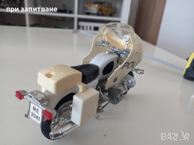 Мотор 1/18, BMW R 1100- RT-P, Maisto и Мотор POLISTIL 1/15 BMW R 75/5 POLICE, винтидж, снимка 11 - Колекции - 50180152