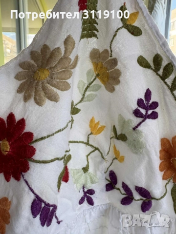 Бяла плажна рокля с цветен мотив, снимка 2 - Рокли - 51772667