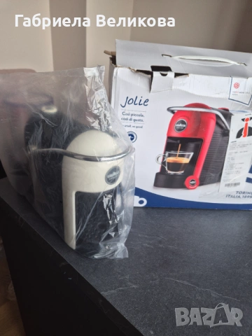 Кафемашина Лаваца 