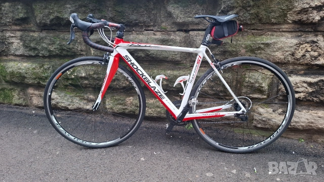 Шосеен карбонов велосипед 