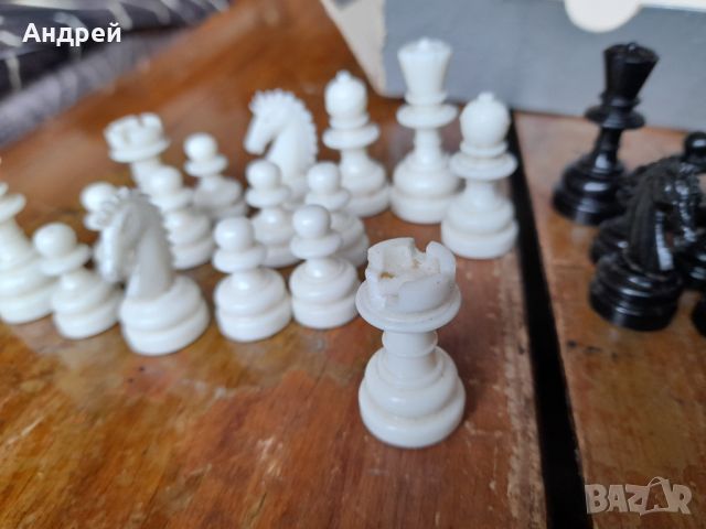 Стари фигури за шах, снимка 5 - Шах и табла - 45100138