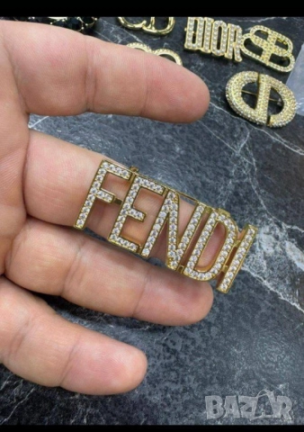 брошки christian dior ysl saint laurent , снимка 4 - Други - 51980328