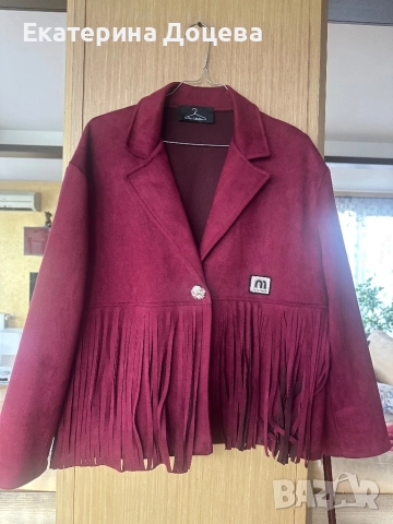 Велурено сако в бордо с ресни