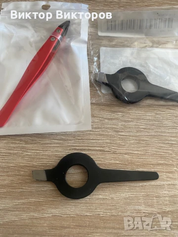 Професионална ножица за вежди и пинцети , снимка 11 - Козметика за лице - 50976627