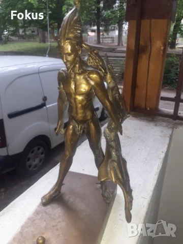 Страхотна бронзова пластика на воин фигура статуетка бронз