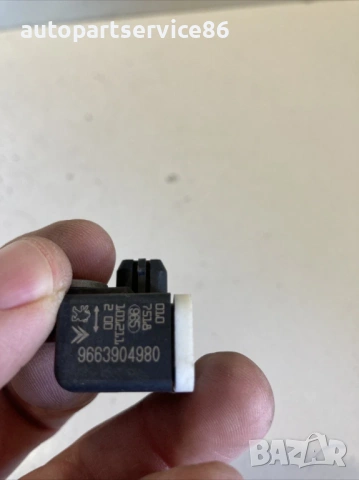 Сензор за удар за Peugeot 5008 1.6 HDI (2012) 9663904980, снимка 2 - Части - 53742911