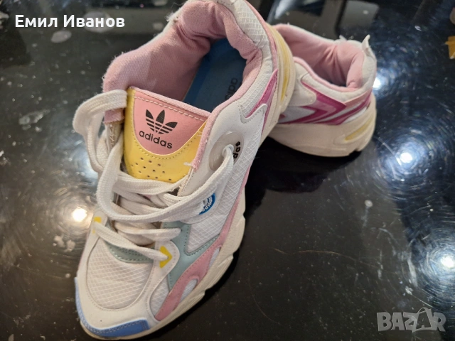 Дамски Адидас маратонки