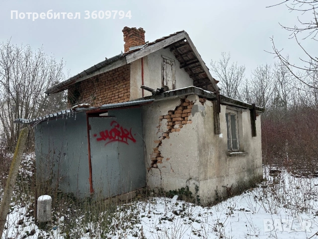 Продава се парцел с вила – гр. Плевен, местност "Стражата", снимка 5 - Къщи - 50006541