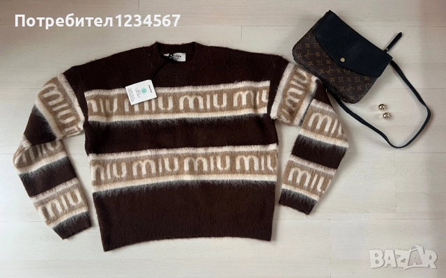Нов пуловер Miu Miu oversize с етикет, снимка 5 - Блузи с дълъг ръкав и пуловери - 52584989