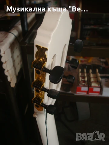 Класическа китара Valencia, Размер 4/4, снимка 12 - Китари - 41186720