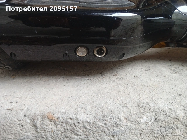 Ховърборд и зарядно, снимка 4 - Скейтборд, ховърборд, уейвборд - 54043230