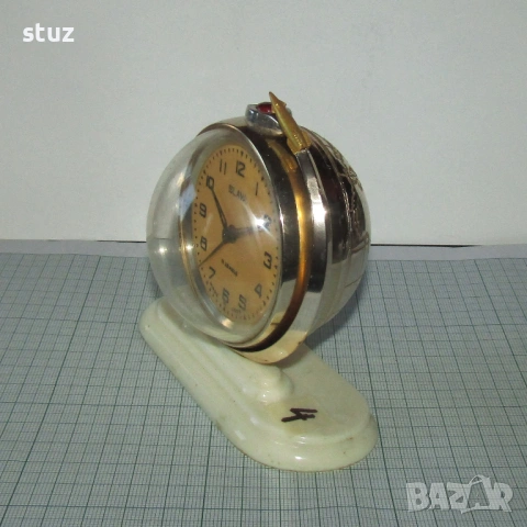 Будилник Слава "Спутник" (No:4), снимка 4 - Антикварни и старинни предмети - 53056208