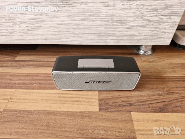 Малка безжична колонка Bose за ремонт или части, снимка 2 - Слушалки и портативни колонки - 53921857
