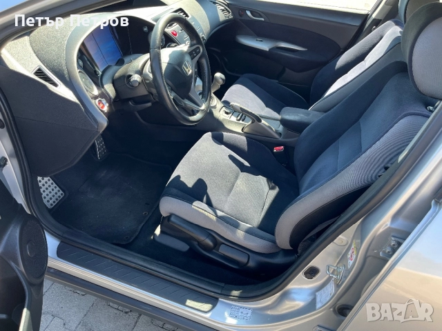 Хонда Сивик 8, снимка 11 - Автомобили и джипове - 51711613