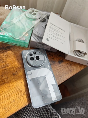 Nothing Phone 3a Pro 12/256 Grey