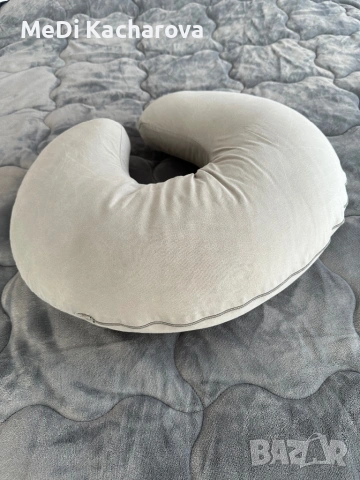 Възглавничка за кърмене, снимка 2 - Аксесоари за кърмачки - 54233555