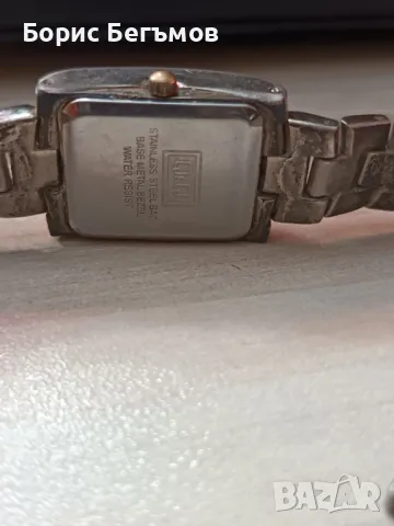 Дамски часовник Q&Q, снимка 3 - Дамски - 49960094