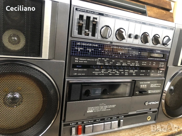 Радиокасетофон HITACHI TRK-9100 Е , снимка 5 - Радиокасетофони, транзистори - 53662772