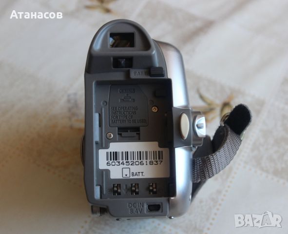 Видеокамера Canon MD110 Camcorder Мини ДВ, снимка 13 - Камери - 46521967