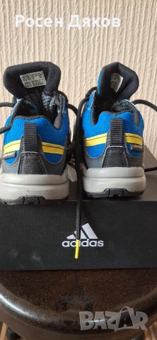 Детски маратонки адидас, снимка 4 - Детски маратонки - 53744895